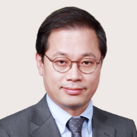 Dong-Shin Yeom