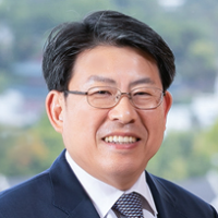 Dong So Kim
