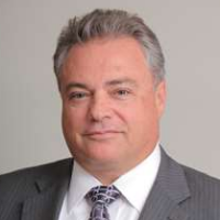 Raymond M Malone
