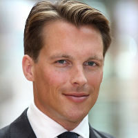 Steven Lucas