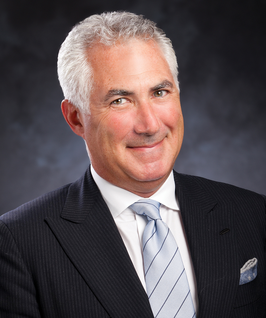 Eric R Landau