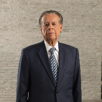 Luis Hernández