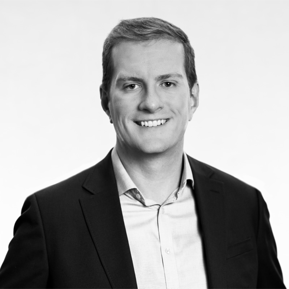 Michael Ruttley Michael Rutili, High Net Worth | Chambers Profiles